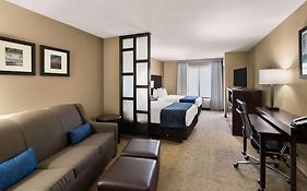 Comfort Suites Commerce